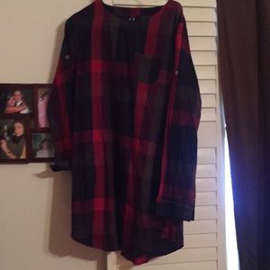 Plaid dress with pockets!
